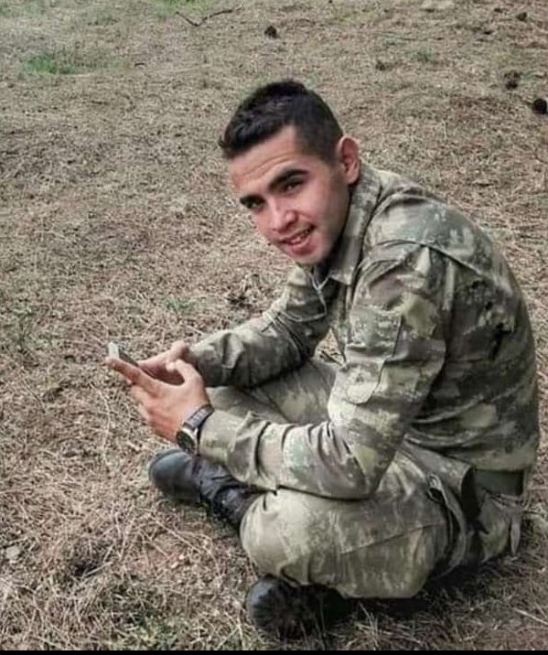 gelinciklerimiz's tweet photo. Şehit Uzman Çavuş Mutlu Can Meşeci
#UzmanÇavuş