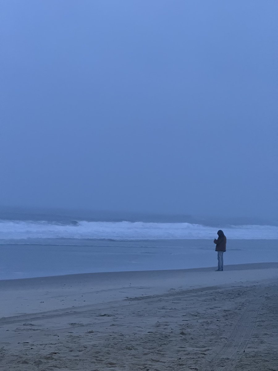 SCI_Creationss's tweet photo. Lost in the rhythm of the waves, finding serenity in the stillness of Jacksonville, NC. 🌊💭
#OceanSolitude #JacksonvilleNC #BeachVibes #SerenityNow #CoastalMoments #WavesAndReflections #QuietEscape https://t.co/phtffPvfeW