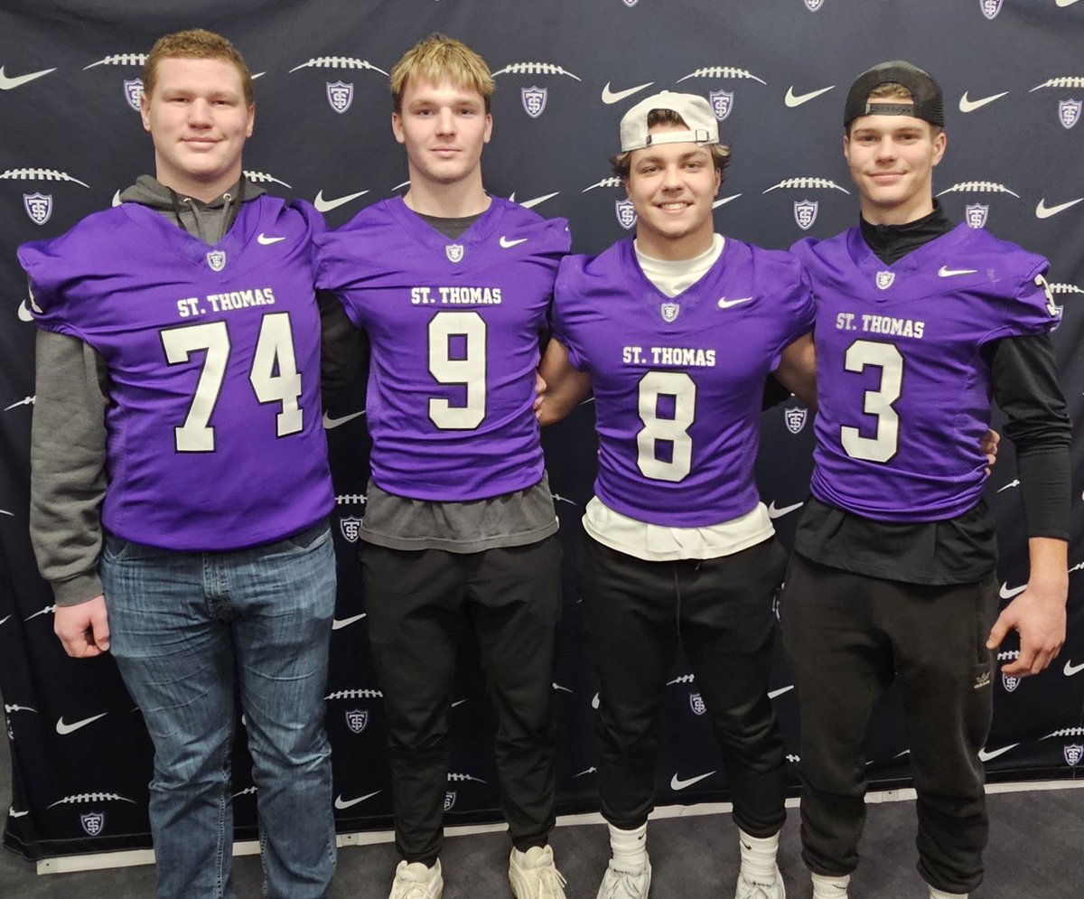 JensenAlex3783's tweet image. Thank you for the invite and opportunity to attend junior day at the University of St. Thomas. It was an amazing experience. I really enjoyed learning all about the football program and the opportunities that come with it. @kuchinski8 @UST_Football