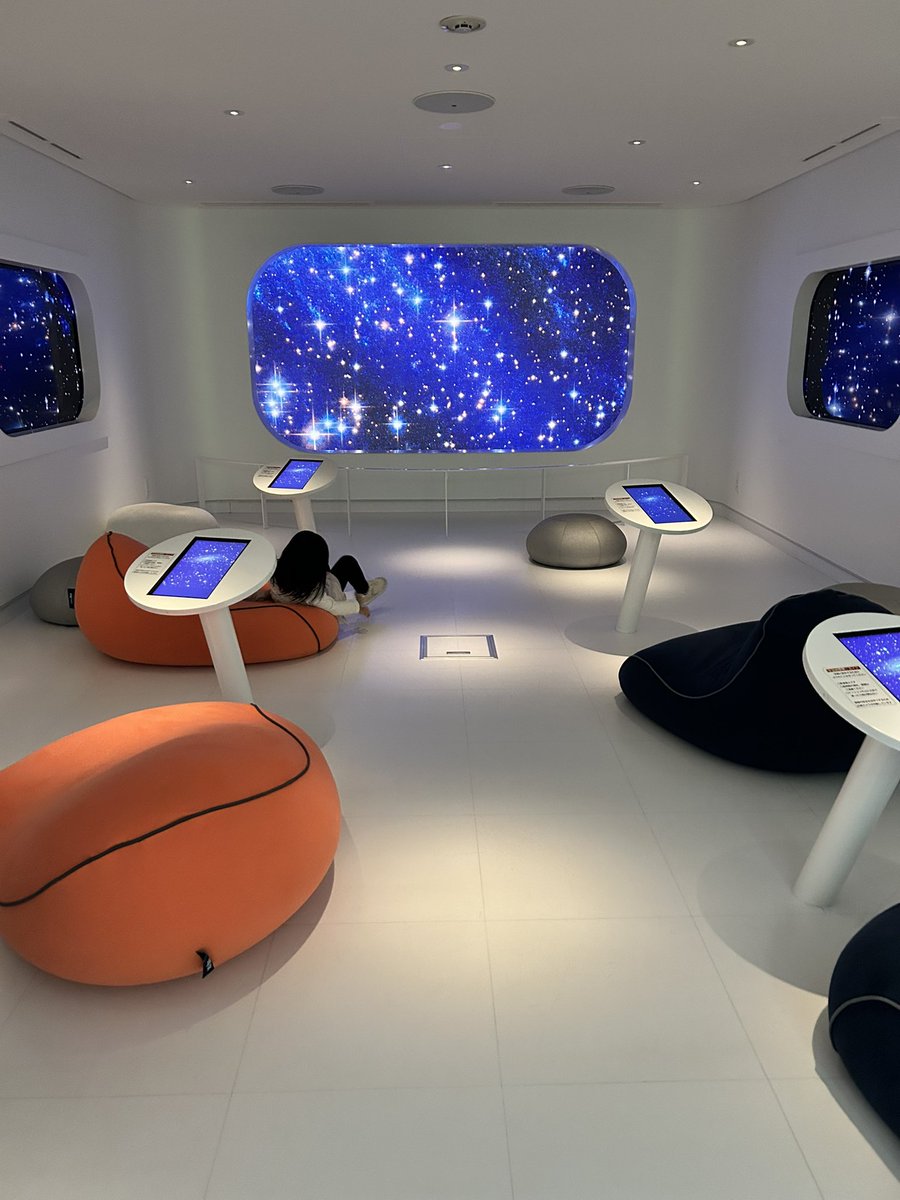 武雄の宇宙科学館
yumeginga.jp
Yogiboに座って宇宙を堪能できます
ネビュラロマンスの世界観に浸かれます