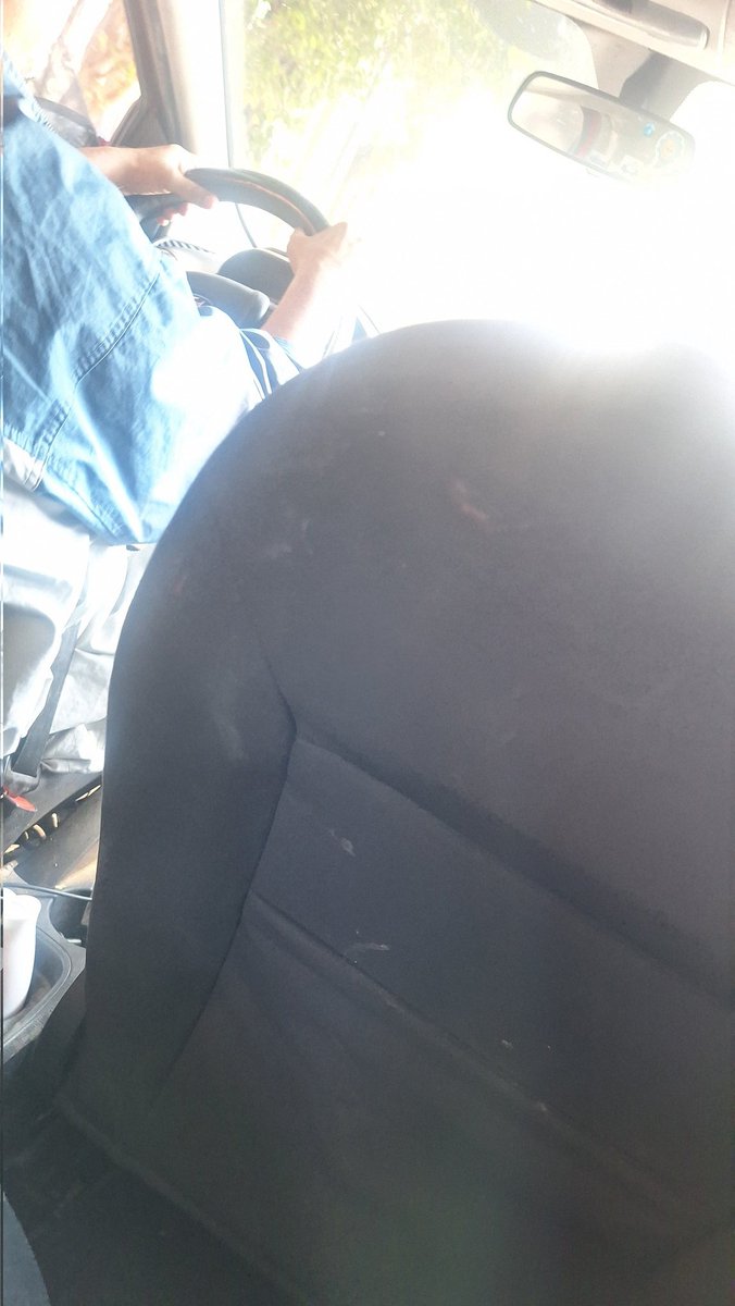 Ferzzu's tweet photo. Hoy me subí a un @DiDi_Mexico peor que un Ruta100. Es increíble que no hagan un filtro del estado de las unidades https://t.co/wIOBrjTkNj