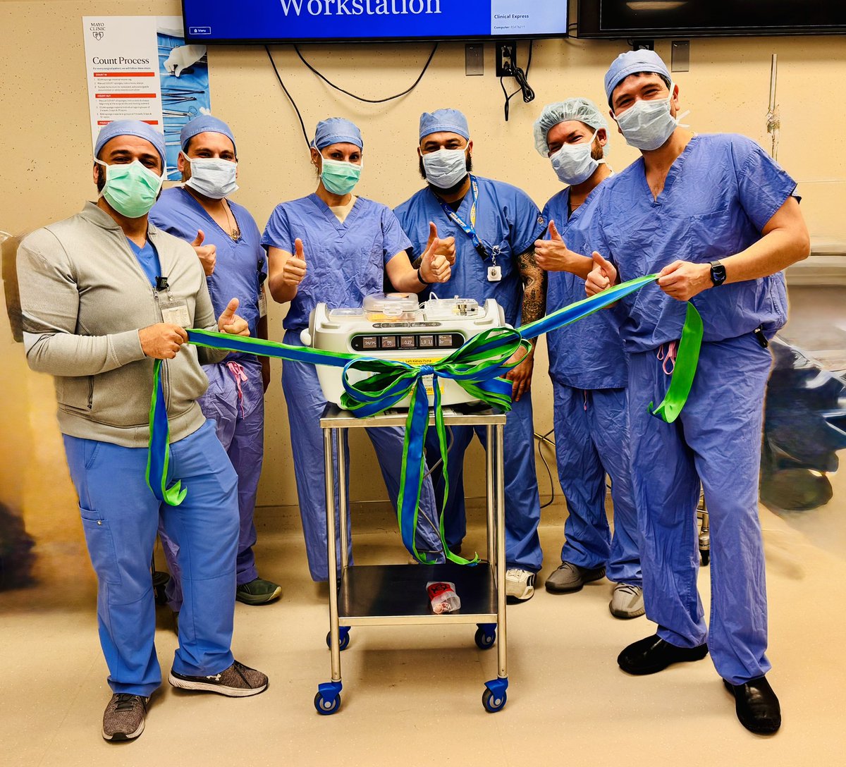 Carrie Jadlowiec (@carriejadlowiec) on Twitter photo No ice in the desert! ποΈπ΅Improving outcomes through kidney & liver perfusion βοΈβοΈβοΈ #MayoClinicArizona Kicking off 2025 with new pumps π <a href="/SamiAlasfar/">Sami Alasfar, MD, MPH, FASN</a> <a href="/Blankmd22/">Blanca Lizaola-Mayo, MD, DABOM</a> <a href="/MathurAmitK/">Amit K. Mathur, MD MS FACS</a> <a href="/MCNguyenMD/">Michelle C. Nguyen MD, MPH</a> <a href="/aqel_bashar/">Bashar Aqel</a> No ice in the desert! ποΈπ΅Improving outcomes through kidney & liver perfusion βοΈβοΈβοΈ #MayoClinicArizona Kicking off 2025 with new pumps π <a href="/SamiAlasfar/">Sami Alasfar, MD, MPH, FASN</a> <a href="/Blankmd22/">Blanca Lizaola-Mayo, MD, DABOM</a> <a href="/MathurAmitK/">Amit K. Mathur, MD MS FACS</a> <a href="/MCNguyenMD/">Michelle C. Nguyen MD, MPH</a> <a href="/aqel_bashar/">Bashar Aqel</a>