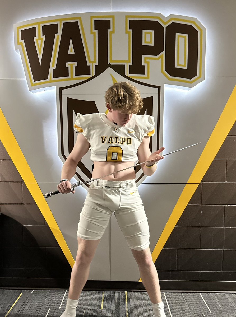 Ian Crowley (@ian_crowley3) on Twitter photo After a great visit this weekend I am blessed to announce that I’ve received a Division 1 offer to continue my athletic and academic career at Valparaiso University!
<a href="/CoachWaddle/">Andy Waddle</a> <a href="/CoachFlo12/">Reed Florence</a> <a href="/Coach_EMatthes/">Evan Matthes</a> <a href="/valpoufootball/">Valpo Football</a> <a href="/CoachDonDukes/">Donny Smith</a> <a href="/WLHSAthletics/">Generals</a> After a great visit this weekend I am blessed to announce that I’ve received a Division 1 offer to continue my athletic and academic career at Valparaiso University!
<a href="/CoachWaddle/">Andy Waddle</a> <a href="/CoachFlo12/">Reed Florence</a> <a href="/Coach_EMatthes/">Evan Matthes</a> <a href="/valpoufootball/">Valpo Football</a> <a href="/CoachDonDukes/">Donny Smith</a> <a href="/WLHSAthletics/">Generals</a>