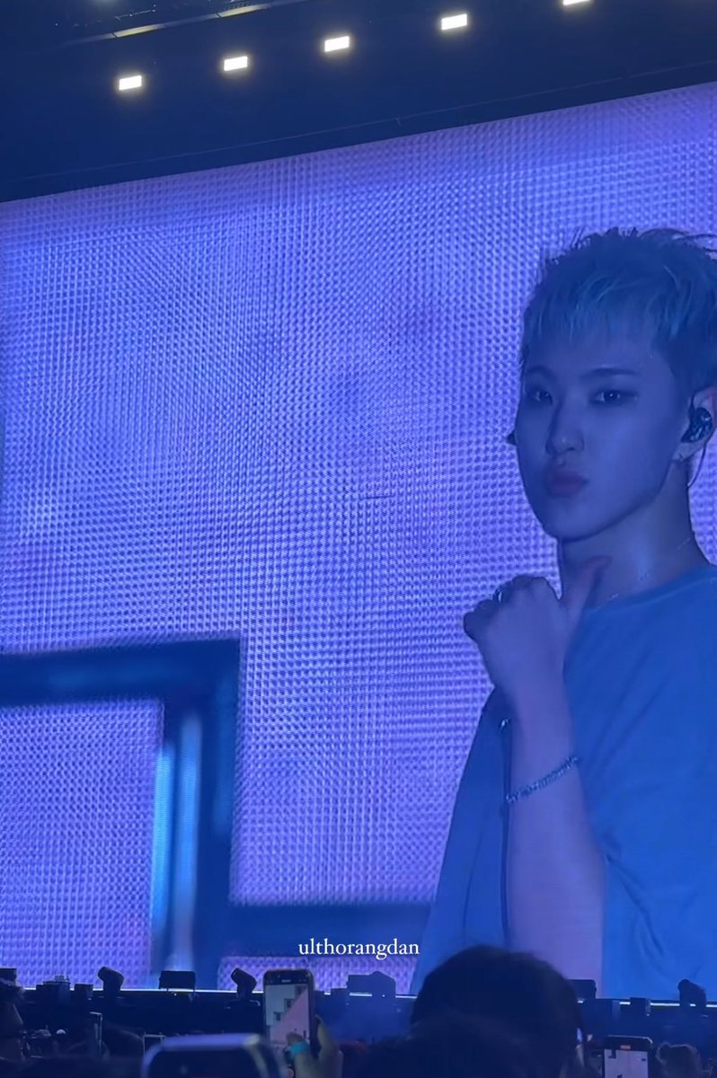 ulthorangdan's tweet photo. 250119 SEVENTEEN RIGHT HERE in BULACAN #hoshi #호시

hoshi noot noot 😗 https://t.co/Ngdrqtas9j