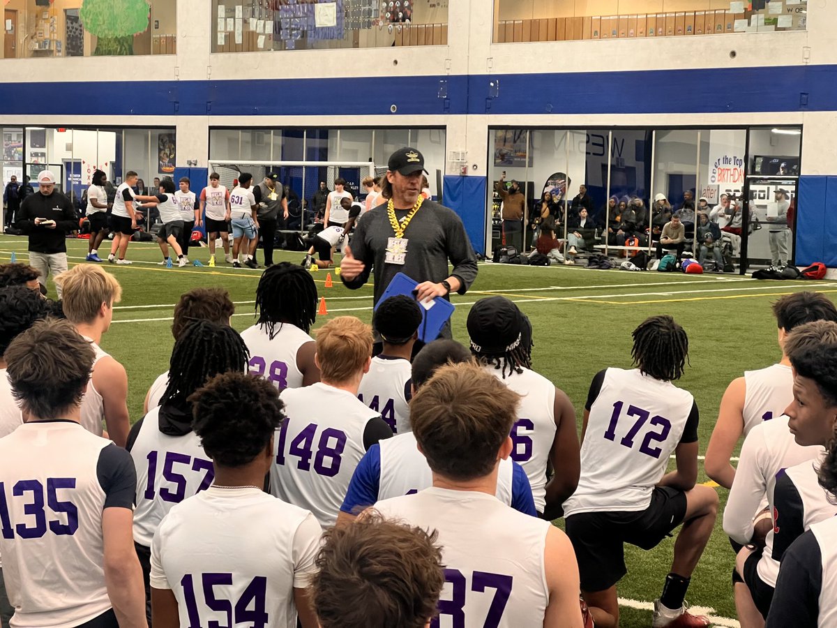 Checking out the talent at ⁦<a href="/BOOMfootball/">BOOM Football</a>⁩ showcase