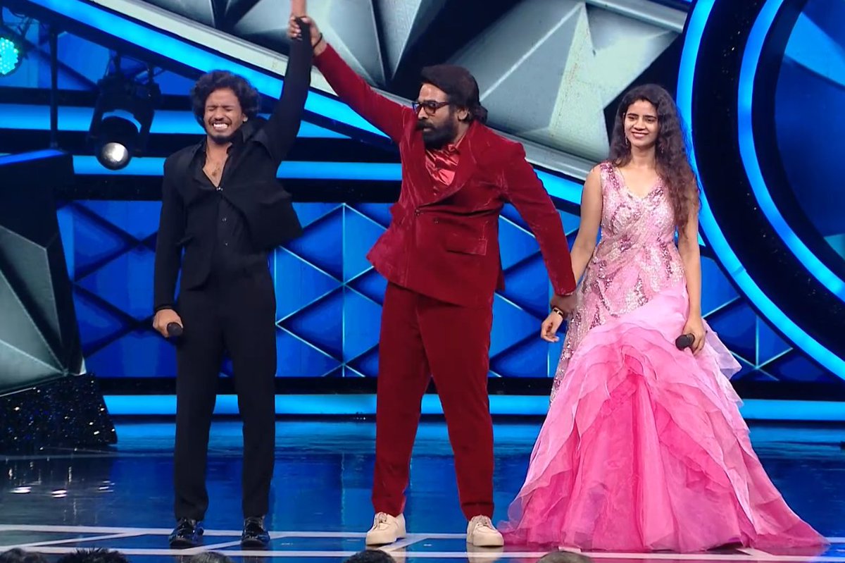 nallavan_2025's tweet photo. Congratulations Kumaraaa Deseeved 👍

Sound ua PPL favt tat speech was really very funny dnt stop ua inner child tats ua USP ❤

#BiggBossTamilSeason8 #BiggBossSeason8Tamil #BiggBoss #PeopleWinnerSound #PeoplesWinnerSoundariya https://t.co/FSc9DJjLm9