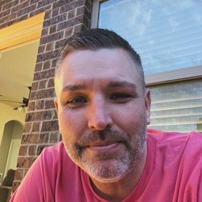 rjanixter's tweet photo. #NewProfilePic https://t.co/uQXTZrdDMR