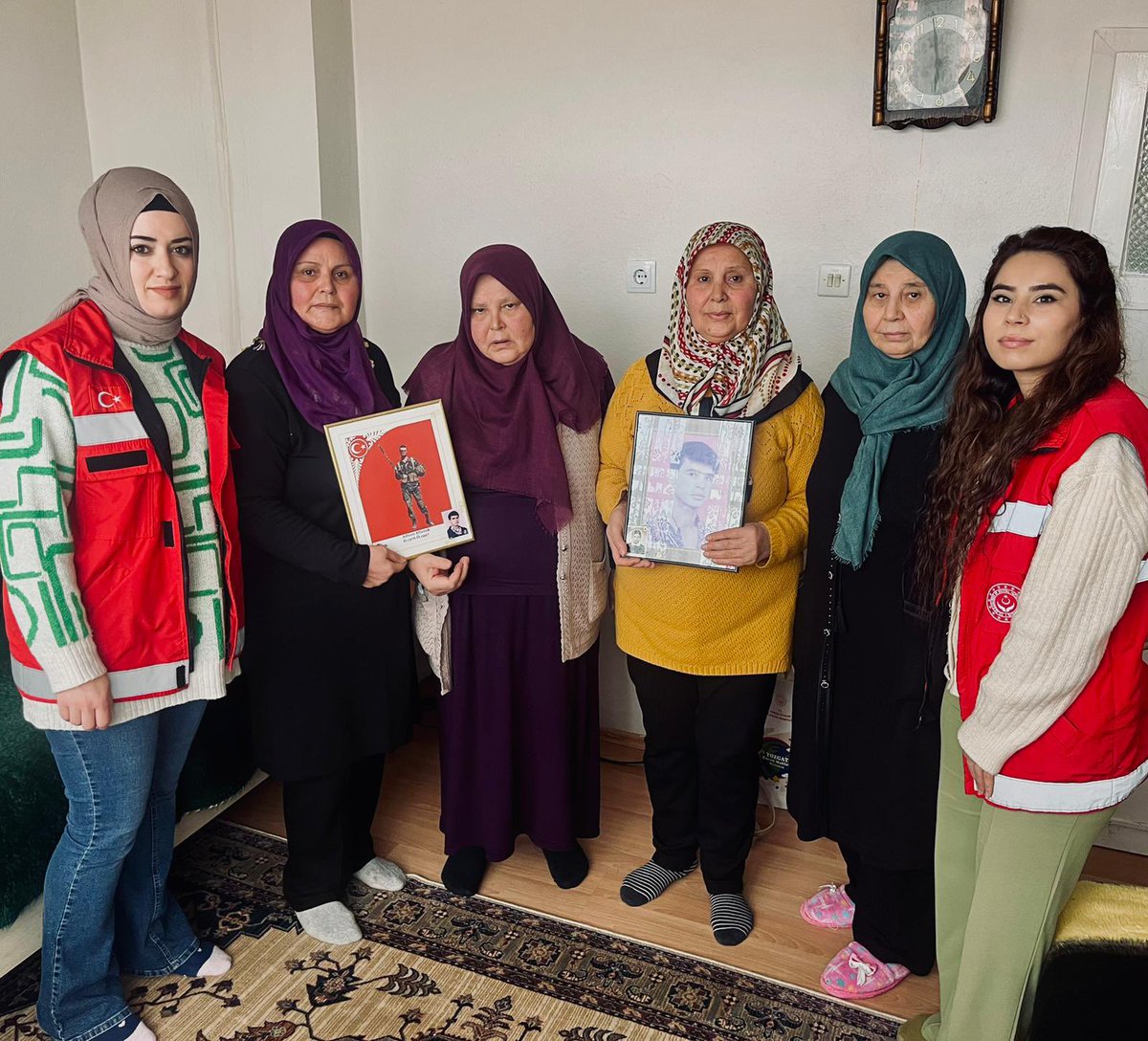 Yozgat Aile ve Sosyal Hizmetler İl Müdürlüğü'müze bağlı Şehit Yakınları ve Gazi Hizmetleri Birimi, topluma olan duyarlılık ve destek misyonu doğrultusunda önemli etkinliklere katılım sağlamaya devam ediyor. Bu kapsamda, Şehidimiz Adnan Altunok'un annesi merhum Fikriye Altunok'un