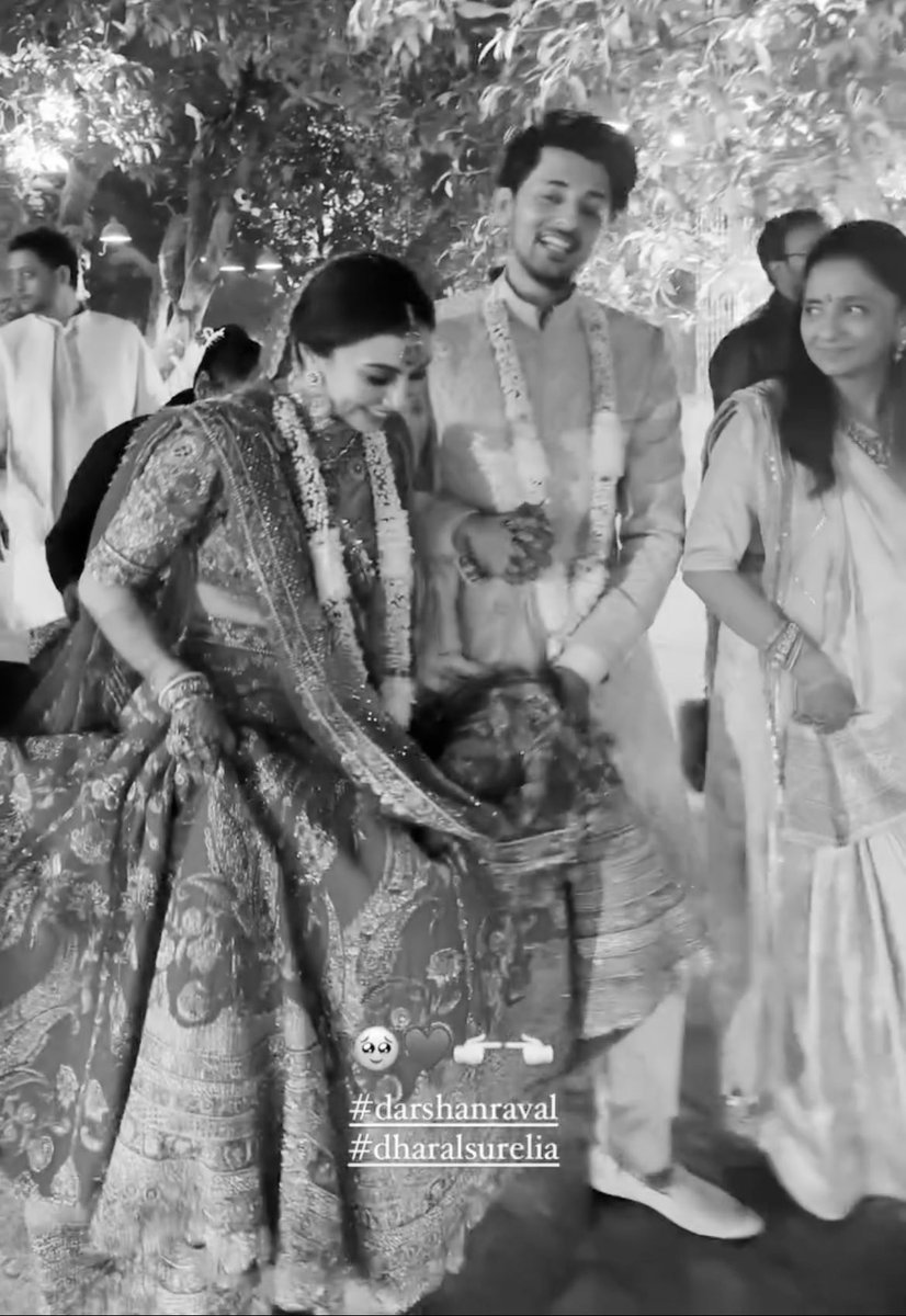 need someone to hold my hand and lehenga both as tight as darshan raval is doing it for dharal 💙