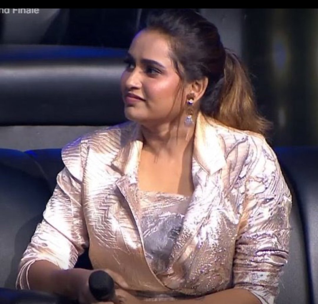 bhanua19's tweet photo. Missing you on 24/7.
You are super strong player...

MY  HEARTY QUEEN JACKQUEEN 🥰
#BiggBossTamil8 #ResilientQueenJacquline
#Jacqulinelydia𓃵
#ThangaPullaJack
#JackArmy 
#jackfandom https://t.co/FdqKFYFUf7
