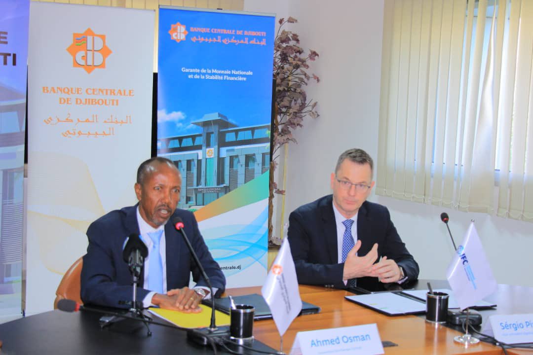 Un accord stratégique signé entre la BCD et l’IFC pour moderniser le registre des sûretés mobilières, facilitant l’accès au financement des PME, en particulier celles dirigées par des femmes et des jeunes entrepreneurs. Un grand pas pour l’économie djiboutienne ! #Djibouti #PME