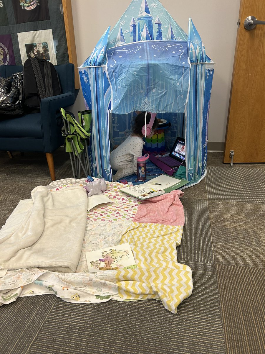SheenahChoe's tweet image. Just another MAPE board meeting with the kids! Proud to be in a union that prioritizes parents of young children. #MAPEstrong #MAPEproud 💪🏽💪🏽💪🏽