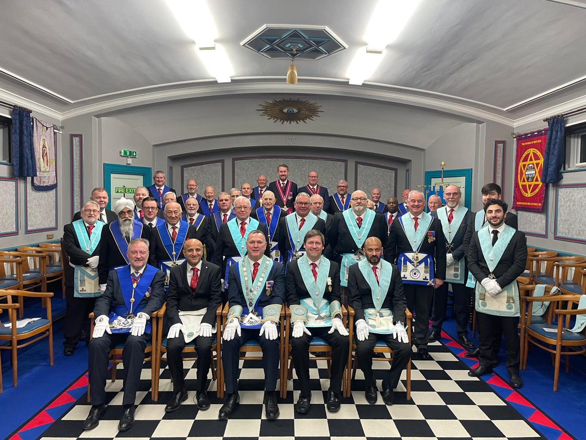 SidcupLodge6552's tweet photo. A fantastic &amp; memorable evening was had by all who attended #Sidcup Lodge's meeting on Friday. A passing was perfectly delivered by WBro David Huntley PSGD APGM. Contact us to join us at our Installation meeting 14/03 https://t.co/bYss5RIiFs #freemasons #charity #friends #history https://t.co/cNPOGgX9im