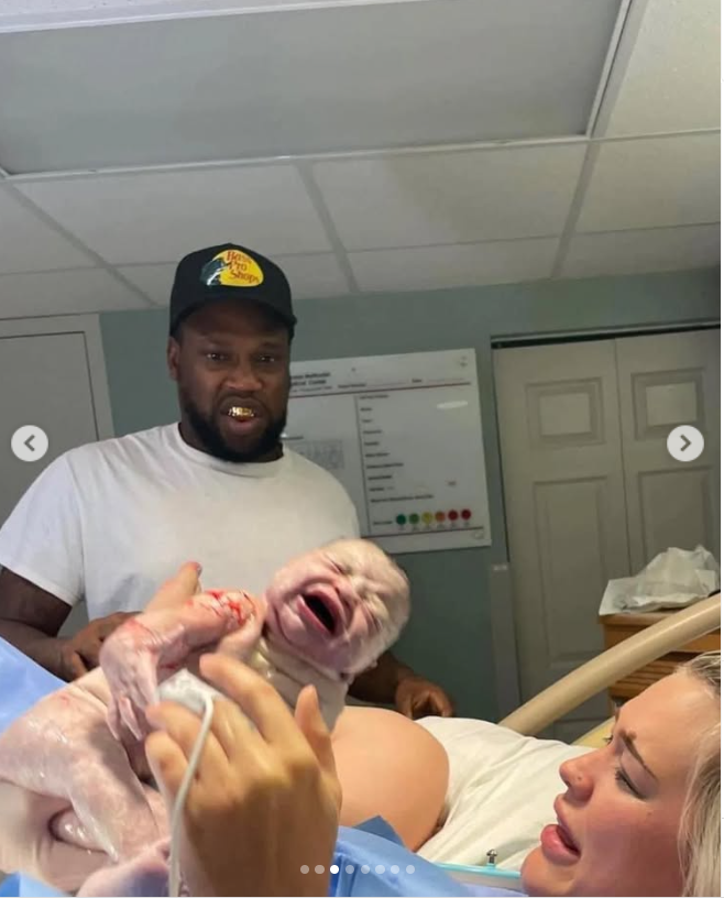 <a href="/RadioGenoa/">RadioGenoa</a> follow up