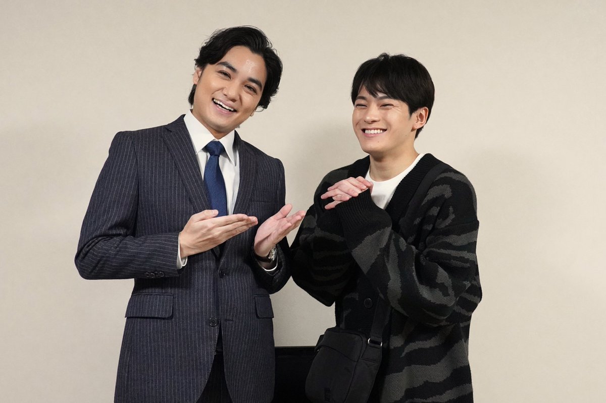 dramaL_abctv's tweet photo. 📸𝙊𝙛𝙛 𝙎𝙝𝙤𝙩

1話を見てくださった皆さん、
ありがとうございます🗼🩷

#松倉海斗 さんと、 #矢野聖人 さんの
オフショットをお届け🏢💁‍♂️

まだ見ていない方はTVerへ💨
https://t.co/4bhpRTLql6

ABCテレビ 毎週日曜深夜0:10〜
テレビ朝日 毎週土曜深夜2:30〜
#トーキョーカモフラージュアワー https://t.co/dPBxOJnspa