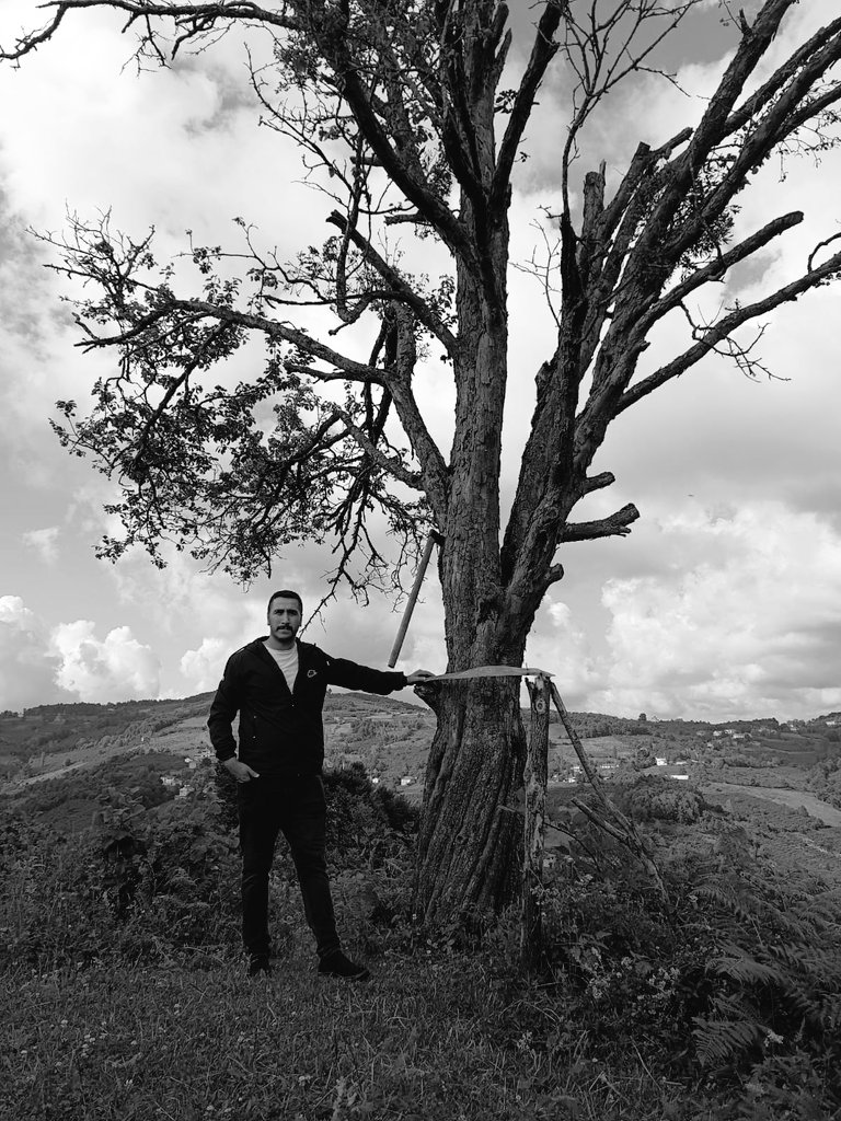 Her Şeyden Soğuyup Her Şey Yolundaymış Gibi Yaşamak...