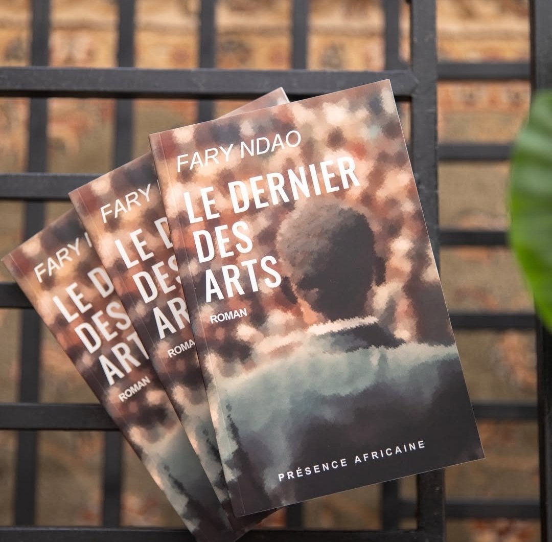 Près de 400 personnes rencontrées.
500+ bouquins dédicacés.
Featured on RTS1, Le Soleil, France 24, RFI, Le Quotidien, Senepeople, Ndar Medias, Jeune Afrique. Des dizaines d'avis critiques. Merci pour tout. Mon "thiaat" 📚 grandit aussi grâce à vous, ses lecteurs et lectrices !