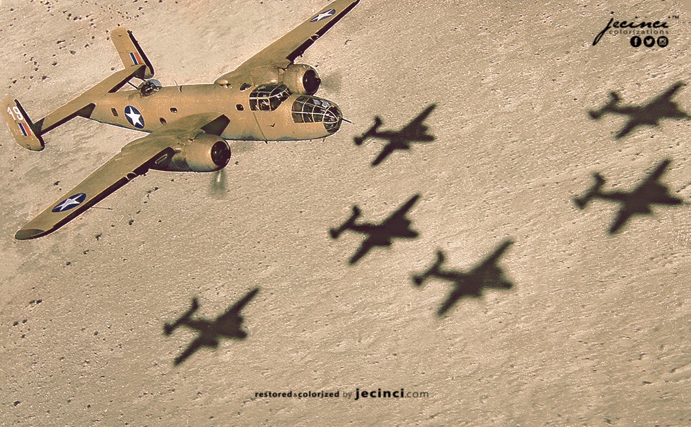 VoicesofWW2's tweet image. Formation of B-25 Mitchells over the Western Desert - 1943
#colorized by Jecinci