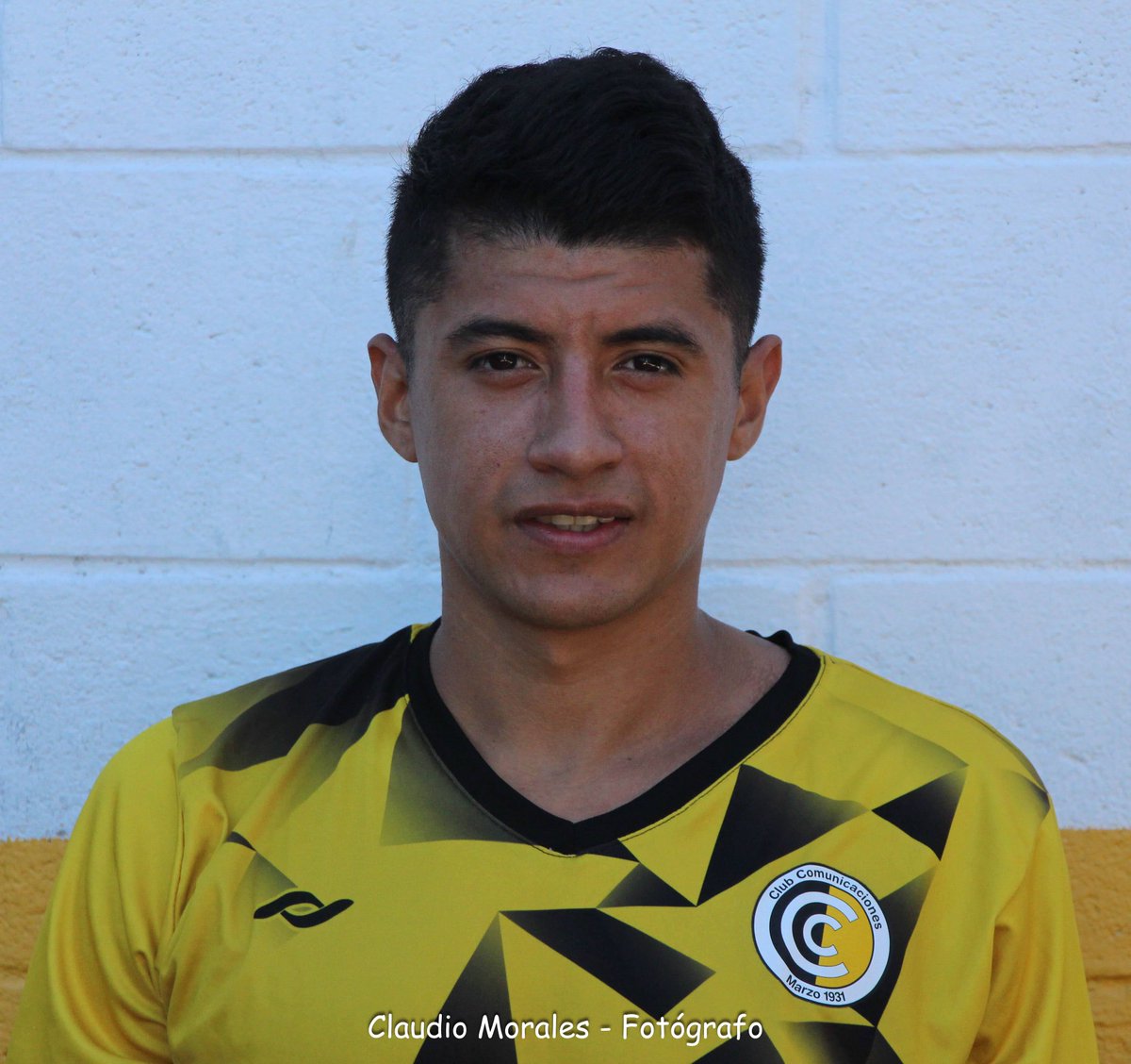 ENTREVISTAS. Joaquín Ibáñez es nuevo jugador de Comunicaciones. En diálogo con Pregoneros Radio, el mediocampista conversó en plena pretemporada que se inició el 3 de enero. open.spotify.com/episode/0pcRyY…