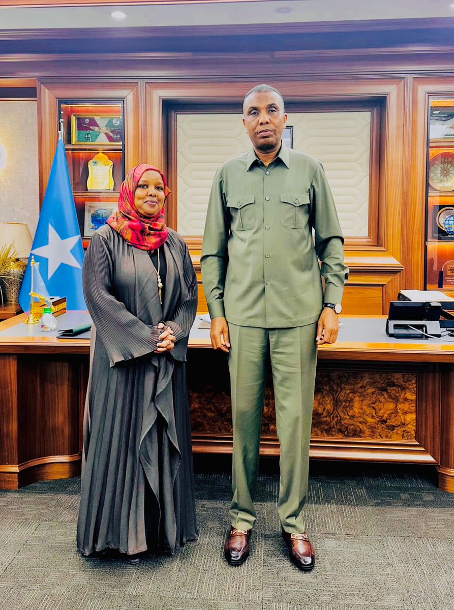 CARE International Som (@caresom) on Twitter photo 1/2 Today, CARESom CD <a href="/UmmyDubow/">Ummy Dubow 🇰🇪🇸🇴</a>
paid a courtesy call to Somalia's Prime Minister, <a href="/HamzaAbdiBarre/">Hamza Abdi Barre</a> discussing CARE's contributions to the national development plan. The focus was on education, climate justice, health, and humanitarian action. 1/2 Today, CARESom CD <a href="/UmmyDubow/">Ummy Dubow 🇰🇪🇸🇴</a>
paid a courtesy call to Somalia's Prime Minister, <a href="/HamzaAbdiBarre/">Hamza Abdi Barre</a> discussing CARE's contributions to the national development plan. The focus was on education, climate justice, health, and humanitarian action.