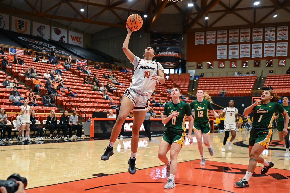 Pacific_Hoops's tweet photo. Shoutout post for Liz and Sydney for anchoring a defense that blocked 10+ shots and stole 10+ balls in the same game for just the third time in program history! Big players make big moments! 💪🔥

#PacificProud https://t.co/VuPyOr0QZw