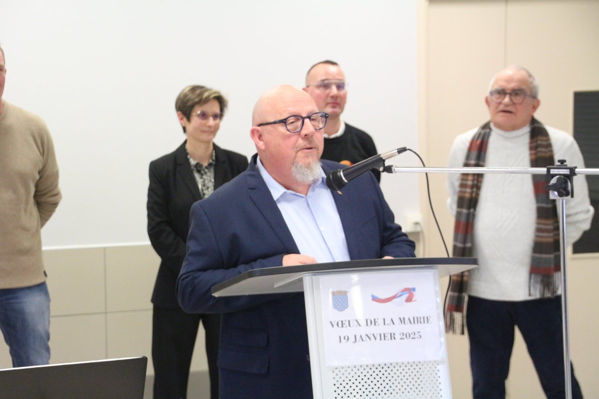 Adinfer's tweet photo. VŒUX DE LA MUNICIPALITÉ
Ce dimanche 19 janvier 2025, M. Jean-Marie DUFAY, Maire et les membres du Conseil Municipal ont convié les Adinférroises et Adinférrois et leurs amis à la salle des fêtes pour les vœux de la commune.
Retrouvez les photos sur https://t.co/n8dwsUQZ1U https://t.co/IahbR7wWyE