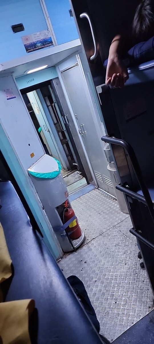 _Adv_Priti's tweet photo. @RailwaySeva @indianrailway__ @PMOIndia @Central_Railway @RailMinIndia @RAIL 
Someone is sleeping in reservation compartment and no one is taking action her husband is seating in passage with some friends and disturbing others by communicating loudly https://t.co/ltWBDmxNuV