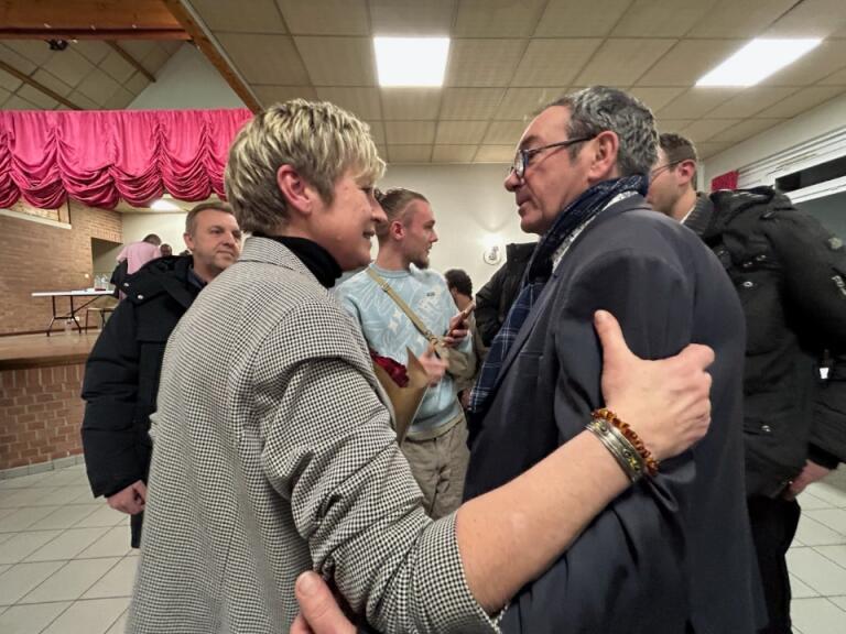 J'ai pu féliciter #MartineChwicko qui sera la prochaine Maire d'#estevelles. Bienvenue au sein du conseil communautaire de l' <a href="/AggloLensLievin/">Agglo Lens-Liévin</a>