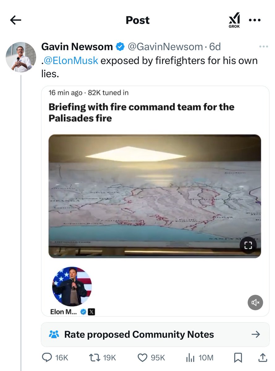 libsoftiktok's tweet image. If you want to understand how evil California Democrat leadership is: Elon Musk send starlink to Los Angeles, and Gavin Newscum and Karen Bass attacked him.

Bass refused Elon’s help for her burning city because it came from someone who supports Trump.

Democrats put politics…