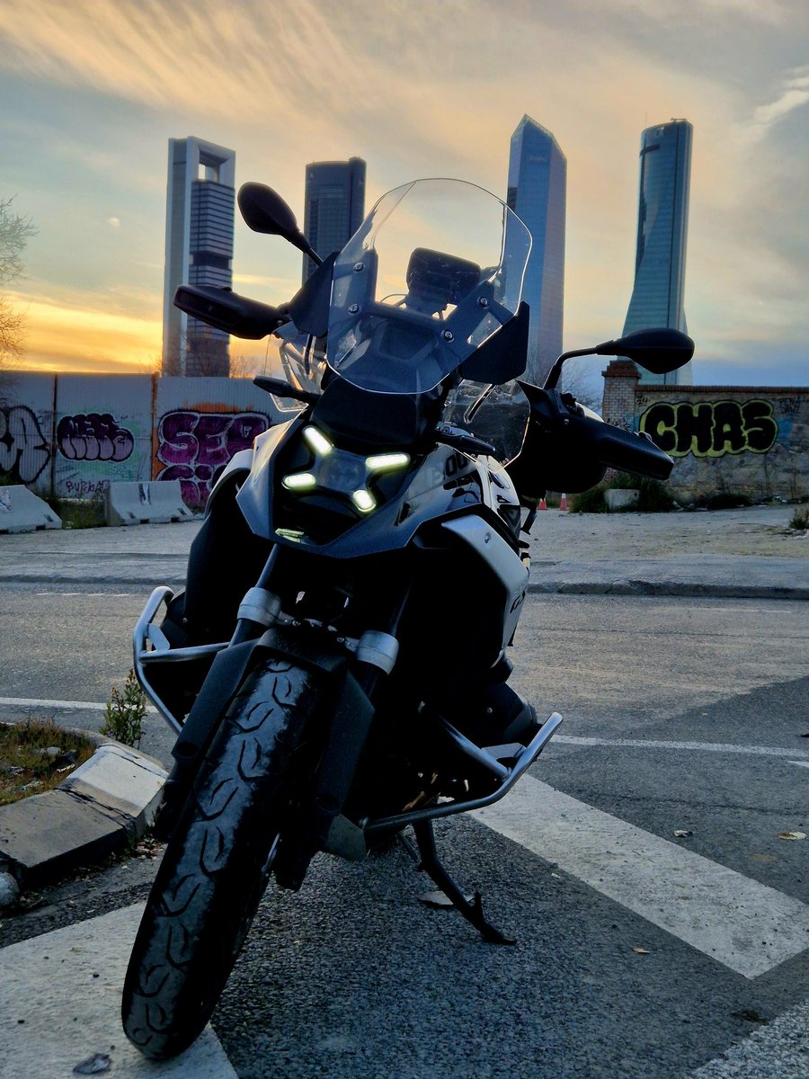 The Dark Urban