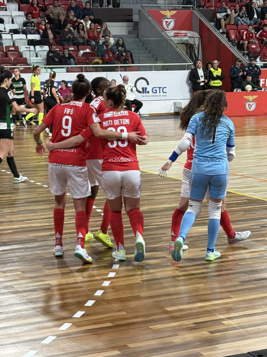 3-0 ao intervalo 🔴⚪️🦅