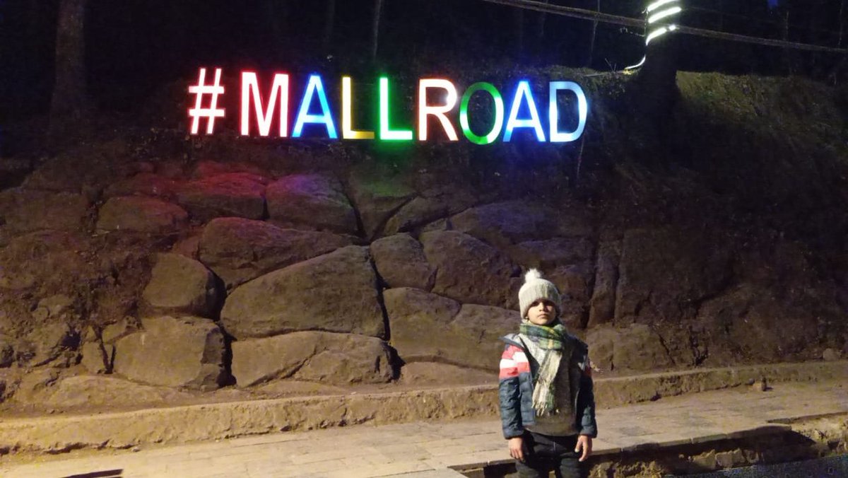 sariyarana's tweet photo. A winter Night 💞
@MeerZiyaan27 #murreetrip #mallroad #January2025 https://t.co/UspvTAr6IP