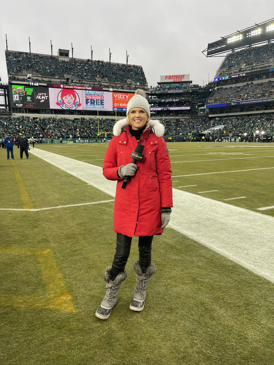 melissa stark (@melissastark) on Twitter photo Divisional playoffs! <a href="/SNFonNBC/">Sunday Night Football on NBC</a> <a href="/RamsNFL/">Los Angeles Rams</a> <a href="/Eagles/">Philadelphia Eagles</a> 2:55 pm!! Snow on the way โ๏ธ ๐ Divisional playoffs! <a href="/SNFonNBC/">Sunday Night Football on NBC</a> <a href="/RamsNFL/">Los Angeles Rams</a> <a href="/Eagles/">Philadelphia Eagles</a> 2:55 pm!! Snow on the way โ๏ธ ๐