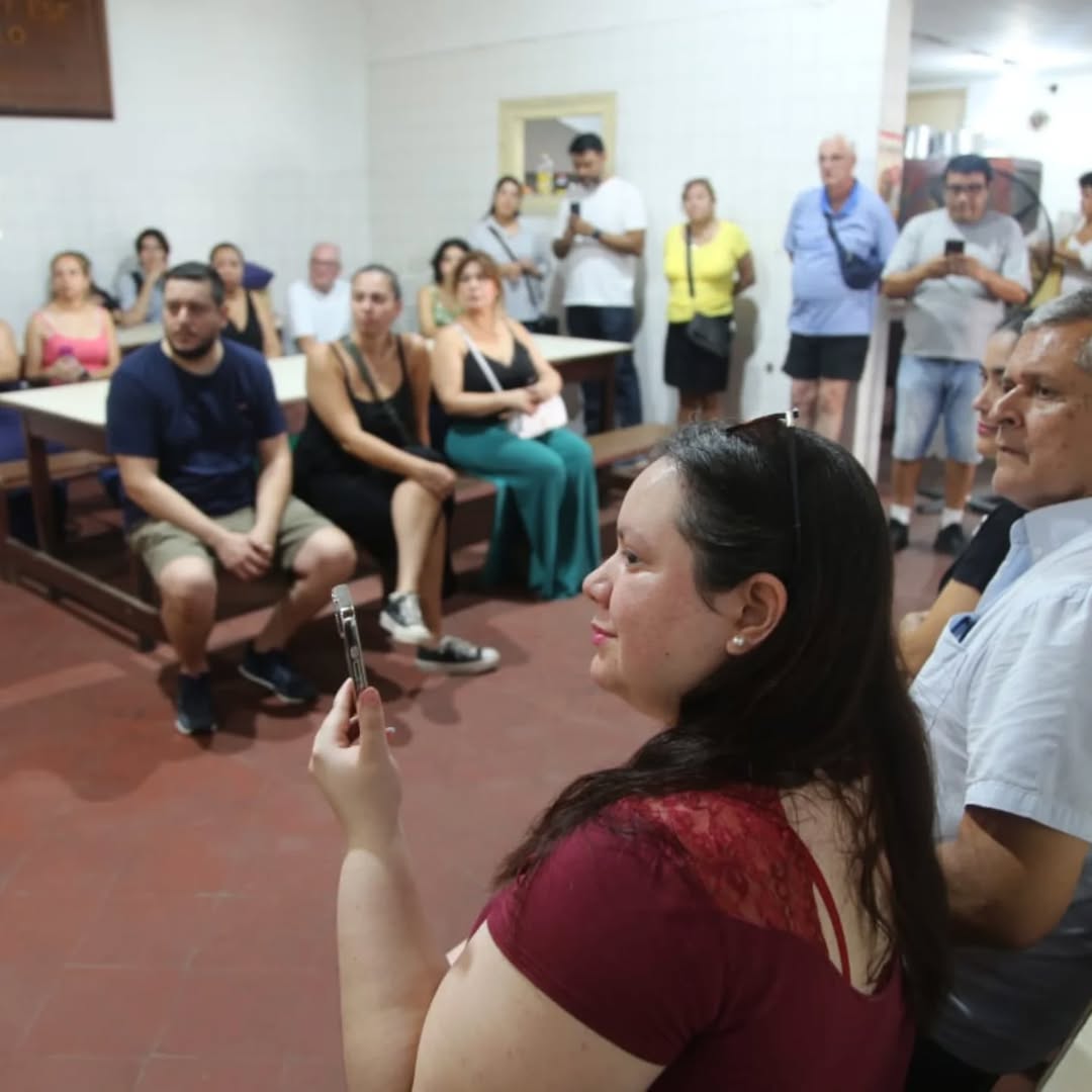 CulturaAsu's tweet image. Durante el recorrido, los participantes descubrieron la riqueza histórica y arquitectónica que este espacio alberga, reviviendo anécdotas que lo han marcado a lo largo del tiempo.
📸 Aquí les compartimos algunas imágenes 
#Historia #CAPASA #Cultura #Ciudad #Turismo #Patrimonio