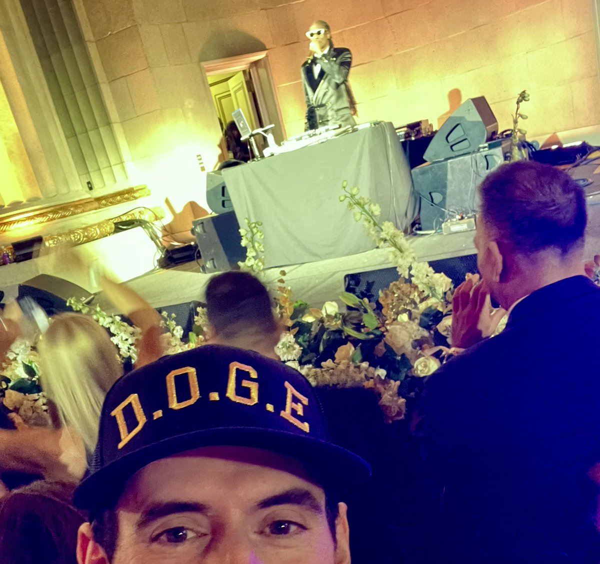 doge_eth_gov's tweet photo. The Department of Government Efficiency memecoin was in Washington DC on Friday and represented the entire memecoin community as the ONLY memecoin sponsor at the Trump Inaugural Crypto Ball.  🤯

What an honor it was to hang with the titans of American Crypto! 👑 https://t.co/WvRZQXYmHc