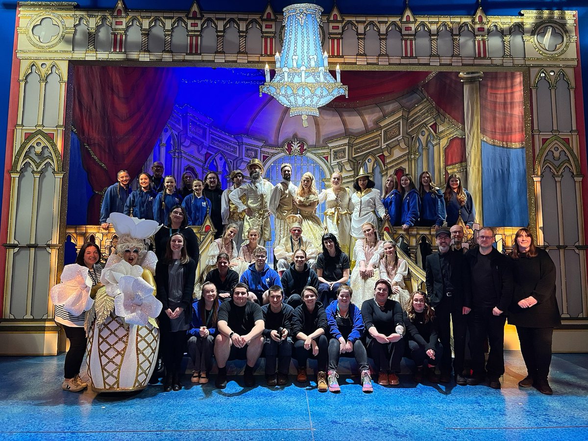 Harrogate Theatre tweet media