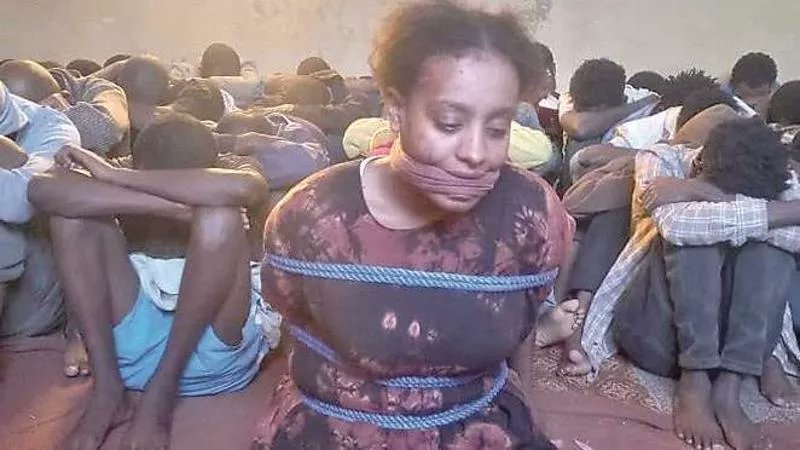 "Don Mattia è bravo, è un ragazzo bravo che lavora bene ed è riuscito credo già, l'ho sentito a telefono, a pagare e a liberare quella signora.
Don Mattia lavora e prega e per fare questo lavoro ci vuole la preghiera, questo è molto importante."

Papa Francesco sulla liberazione