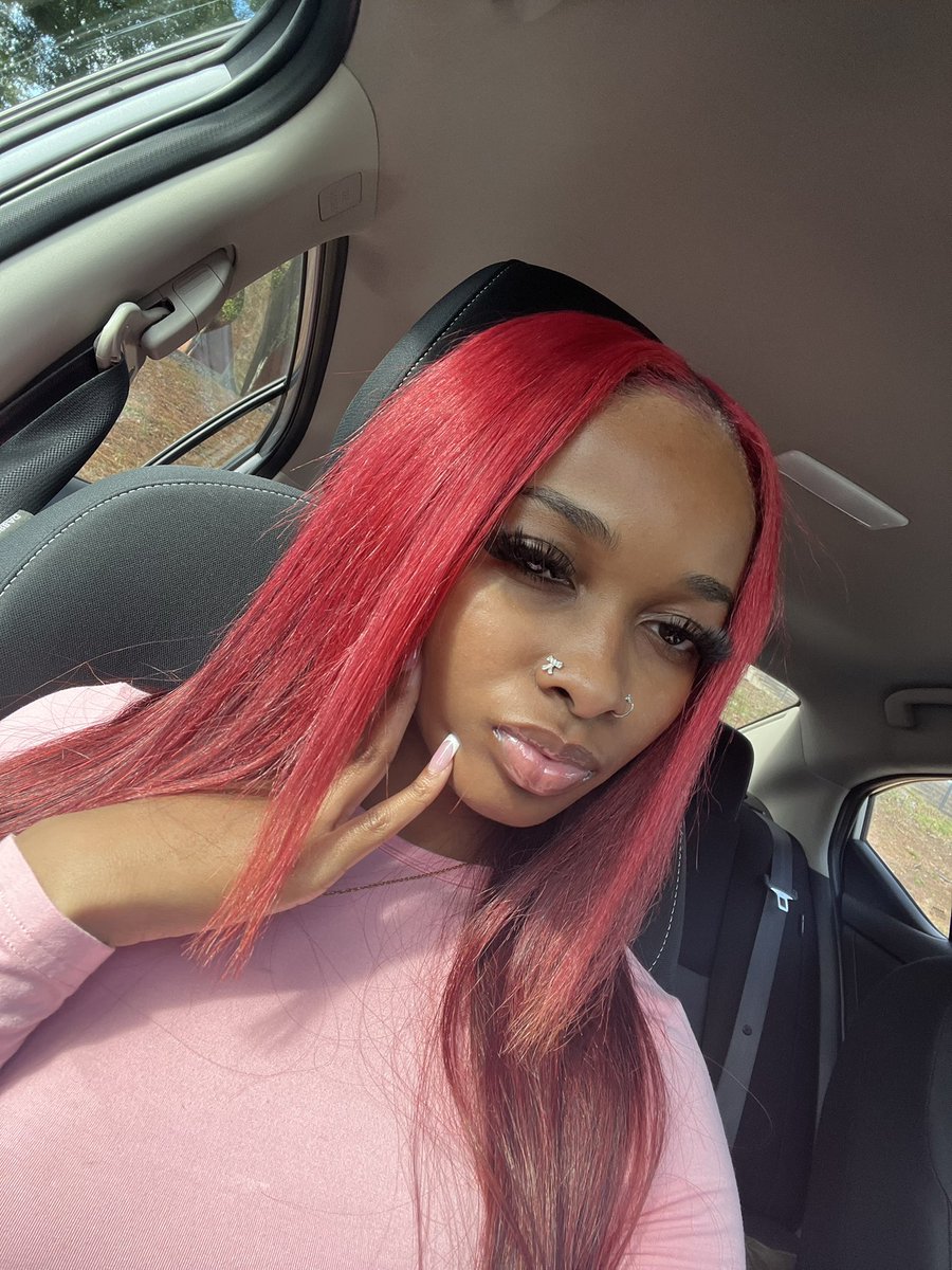 shaanniccee's tweet image. a 10