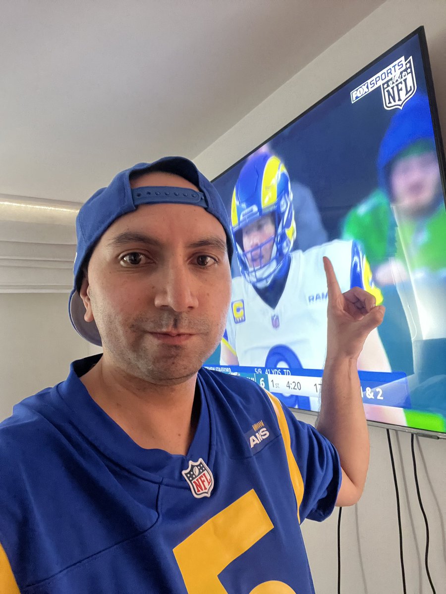 Desde Colombia 🇨🇴 conectado y saludos a todos en <a href="/FOXImpactoNFL/">FOX Impacto NFL</a> #Foximpactonfl 
whose house… RAMS HOUSE