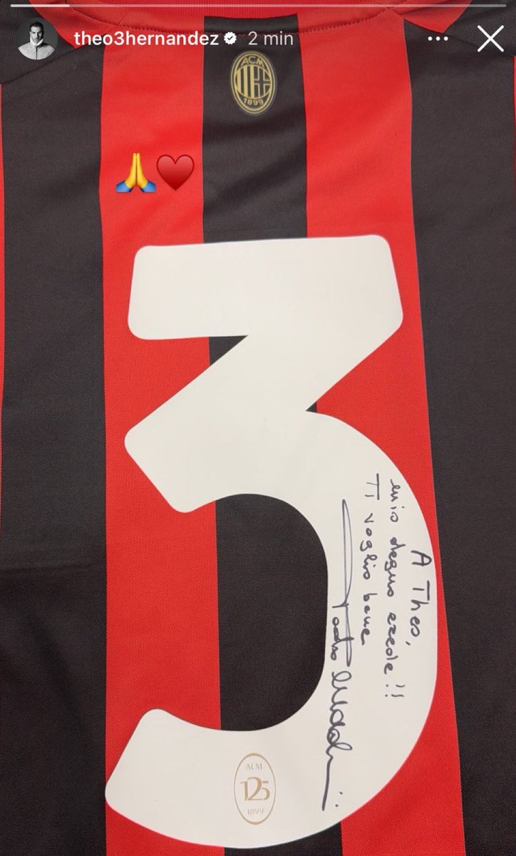AC_MilanFR's tweet image. Maldini dédicace un maillot pour Théo Hernandez : « À Théo, mon digne héritier ! Je t'aime » ❤️