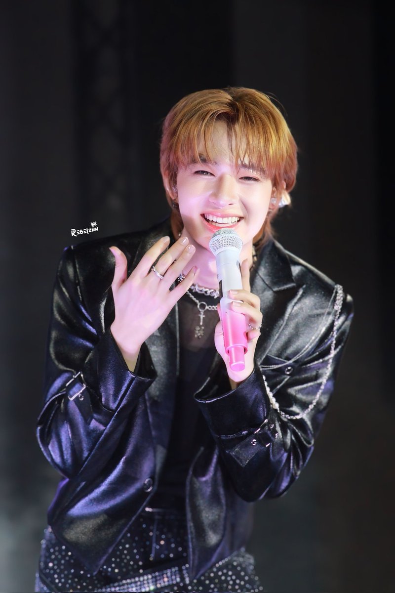IsaisaRJ's tweet photo. IT HAS BEEN EXACTLY 4 YEARS SINCE NUNEW WAS ANNOUNCED AS A NEW MEMBER OF GEN2. 😭😭😭😭 

Time goes by super fast. 😭🥺🥺
#ดูมันดิ2021 #DOMUNDITV2021 #NuNew #นุนิว https://t.co/n5159gXxuO