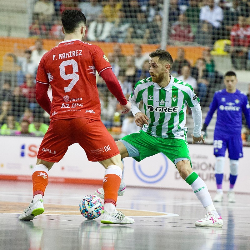 ligaprimefutsal's tweet photo. 📝 @JimbeeCartagena revalida la Supercopa en una vibrante final ante un combativo @RealBetisFS (3-1)
#SupercopaLNFS #LigaFutsalProfesional