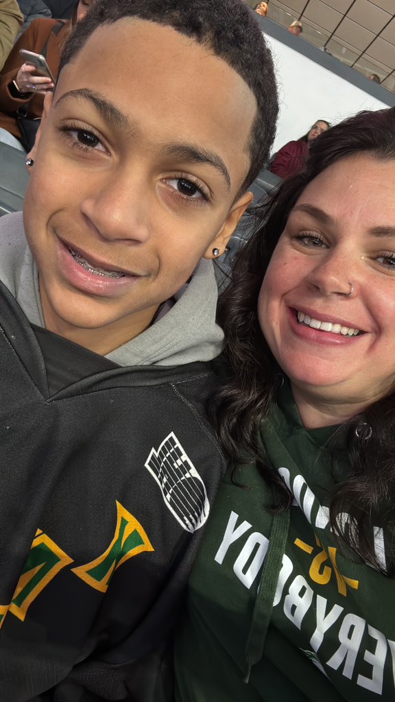 Amy Smith tweet media