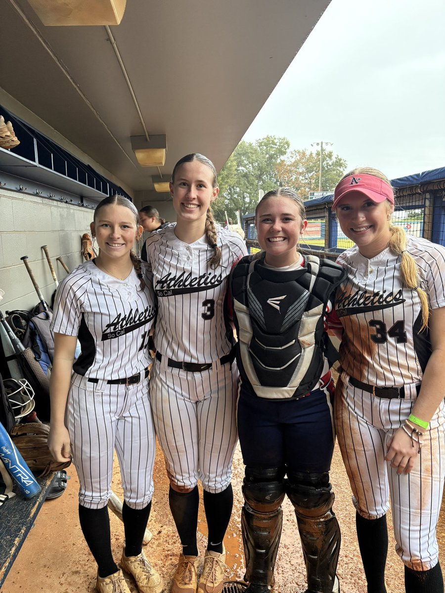 I had such an amazing camp on Saturday at the University of West Florida! I got to see a few of my past and present teammates; even though it did get a little rainy, the camp continued to be great. Thank you <a href="/ashlieghmclean/">Ashliegh McLean</a> and <a href="/BaynesCoach/">Coach Baynes</a> for putting on an amazing camp! 💚💙