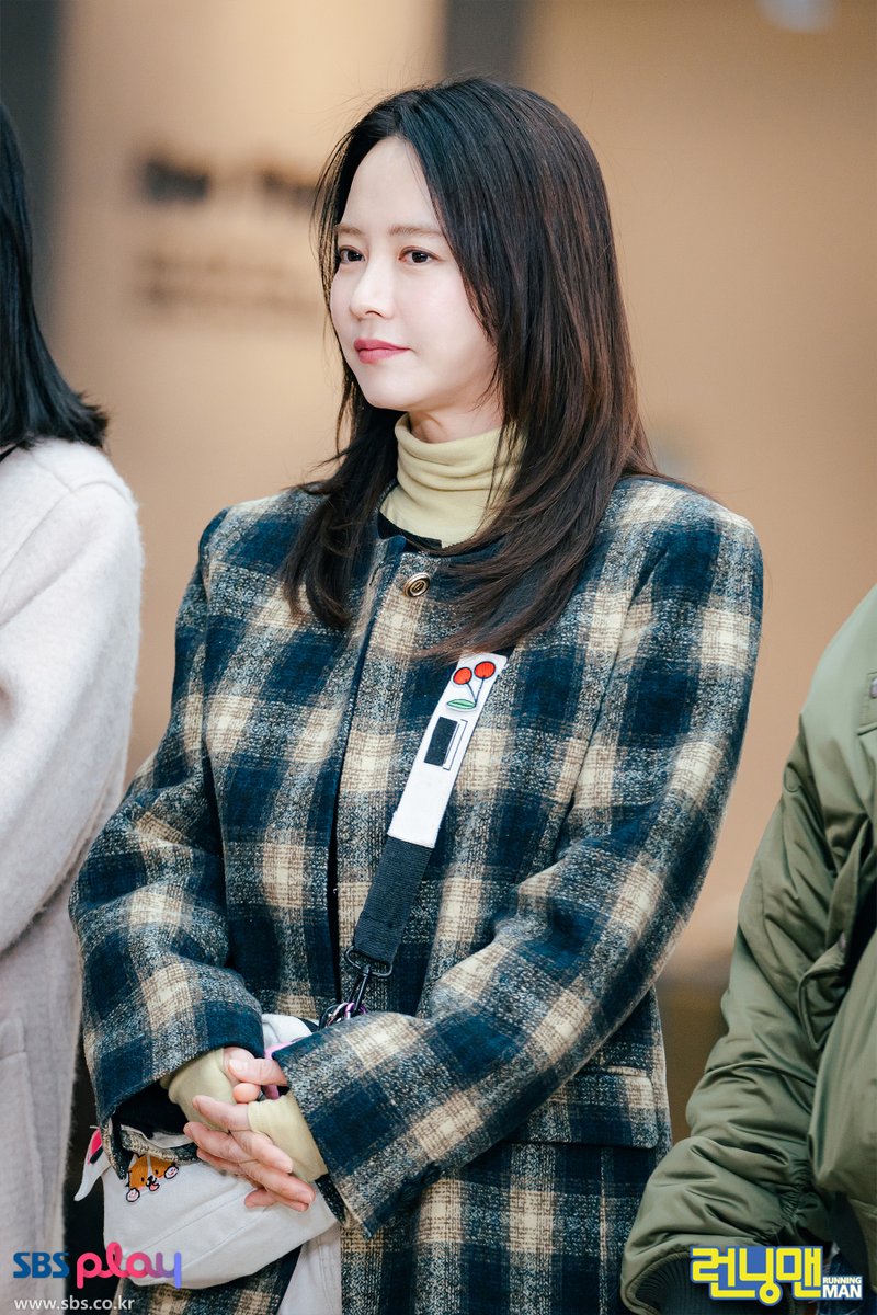 elleigh_sjh's tweet photo. song jihyo running man photo studio ep 736💗 

#송지효 #SongJiHyo #런닝맨 #runningman https://t.co/TszgmgKGbO