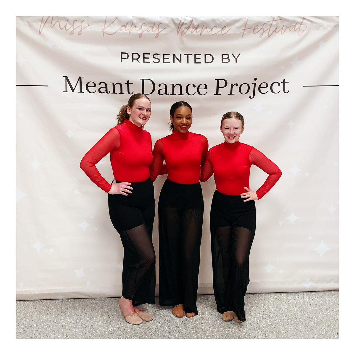 otms_dance's tweet photo. Some snapshots from our weekend at Miss Kansas Dance Festival! We’ll have more pictures and videos this week, but we wanted to extend our sincerest thanks to Meant Dance Project and the Olathe South Golden Girls for hosting such a fun event! 💙🤍 https://t.co/AMCKG5Cfk0