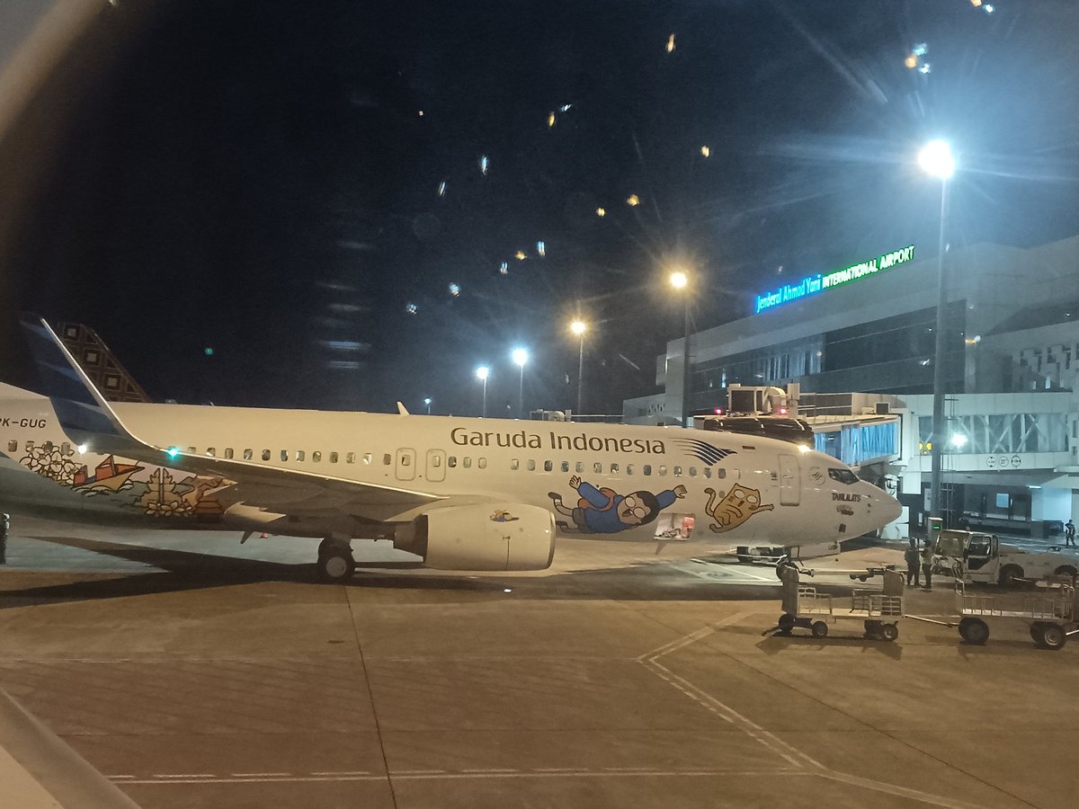 wenwinarno's tweet photo. @tahilalats @IndonesiaGaruda Yang ini bukan? Lihat pas dapat pengalihan pendaratan karena hujan deras ... https://t.co/CThPcY2LyR