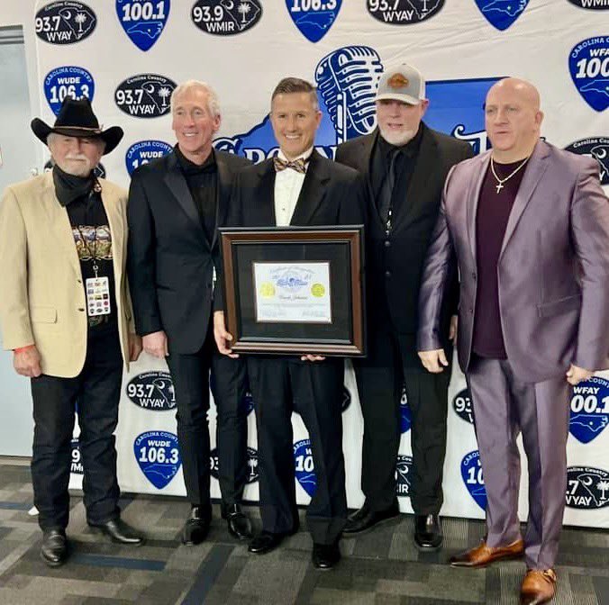 justinraywill's tweet photo. Amazing Night in Myrtle Beach! We proudly celebrated the 10th Annual Carolina Country Music Awards, honoring Frank Johnson, the beloved “Weather Man,” with a Hall of Fame Certificate for his impact on Carolina country music.

Congrats to all the winners and thanks to our board. https://t.co/MUOYkn9YVv