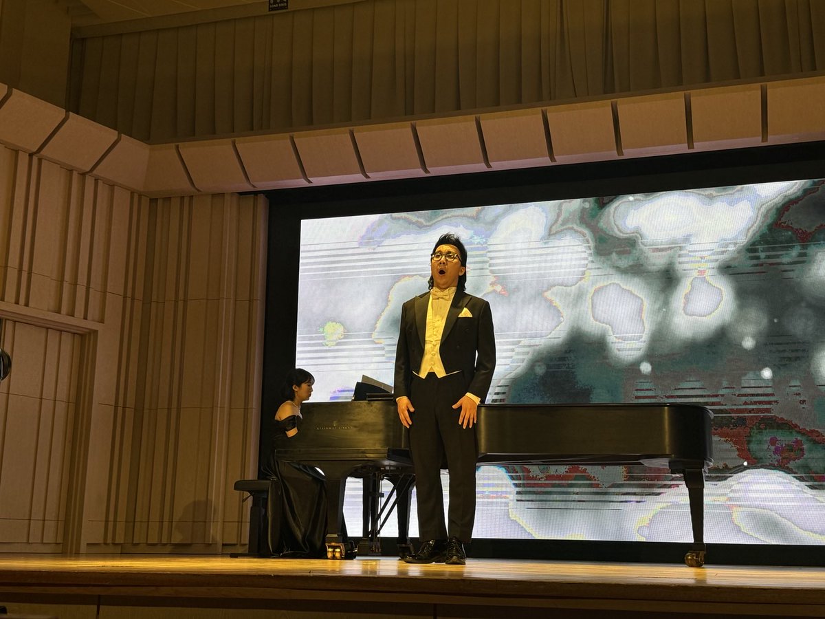 Last week, <a href="/UNrightsSeoul/">UN Human Rights in Seoul</a> engaged with victims, collaborating with CSOs and youth groups. 

Thanks to <a href="/twtNKDB/">Database Center for North Korean Human Rights</a>'s Dream Plus Forum participants for visiting our office and to the International Democracy Hub for inviting us to the Human Rights Concert.