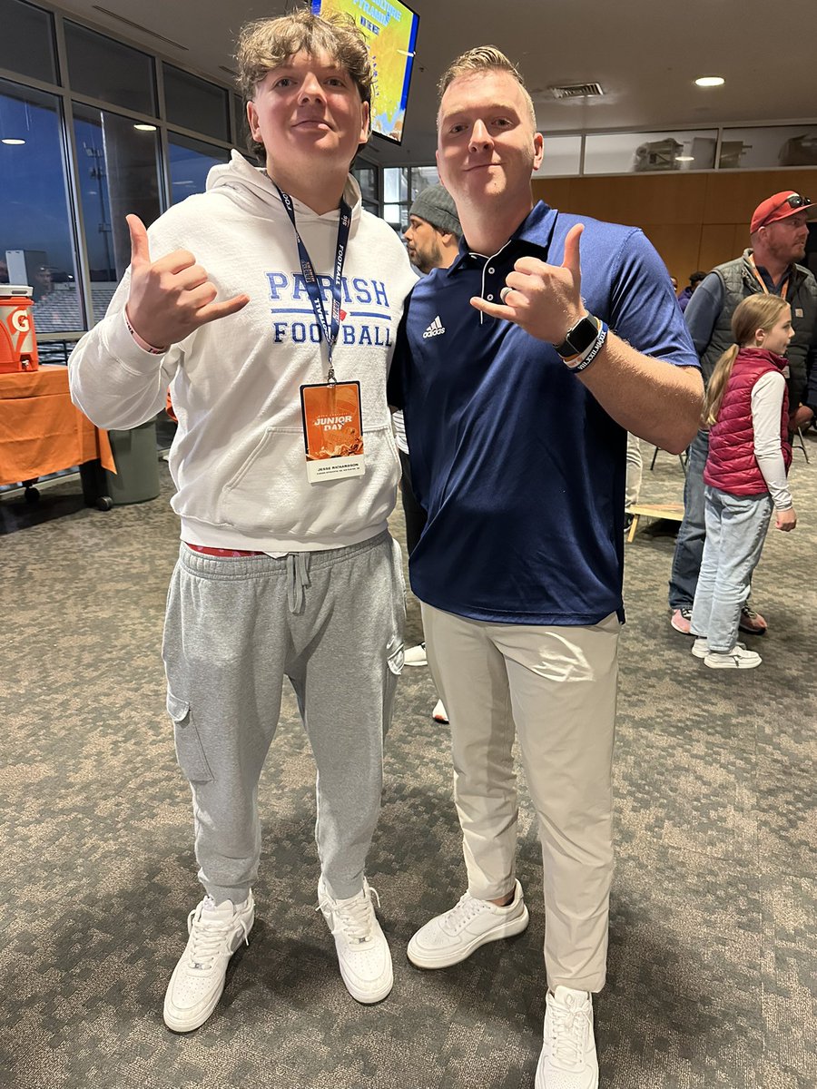 Had a great time at Junior Day! Thank you for having me out <a href="/CoachjjClark/">J.J. Clark</a> <a href="/CoachKyleBeyer/">Kyle Beyer</a> Go Miners⛏️ <a href="/coachnovakov/">Coach Novakov</a> @coachgalusha <a href="/coachH2bwill/">Brandon Williams</a> <a href="/RecruitParish/">RecruitParish</a> <a href="/UTEPFB/">UTEP Football</a> <a href="/UTEPRecruiting/">UTEP Football Recruiting</a>